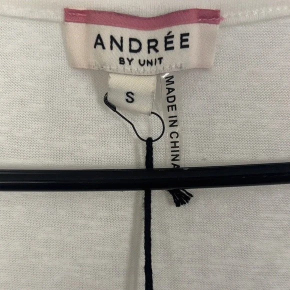 Andree White Scoop Neck Short Sleeve Top with Purple and Teal Floral Panel - Picture 3 of 8